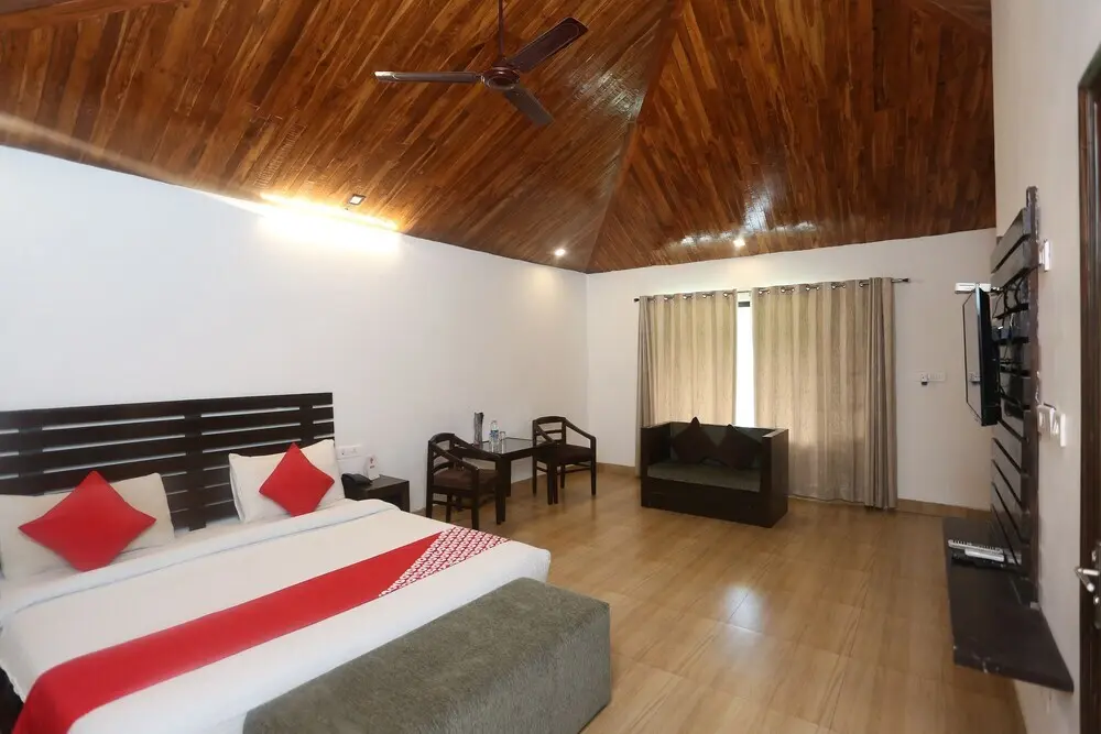 Наинитал: OYO 17290 The Tigers Pug Mark Resort