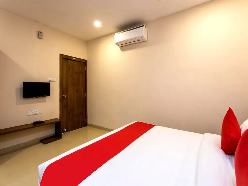 Бхубанешвар: Goroomgo Luxury Star Inn Sum Hospital Bhubaneswar