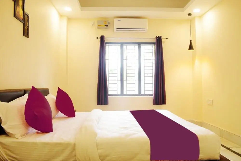 Бхубанешвар: Goroomgo Luxury Star Inn Sum Hospital Bhubaneswar