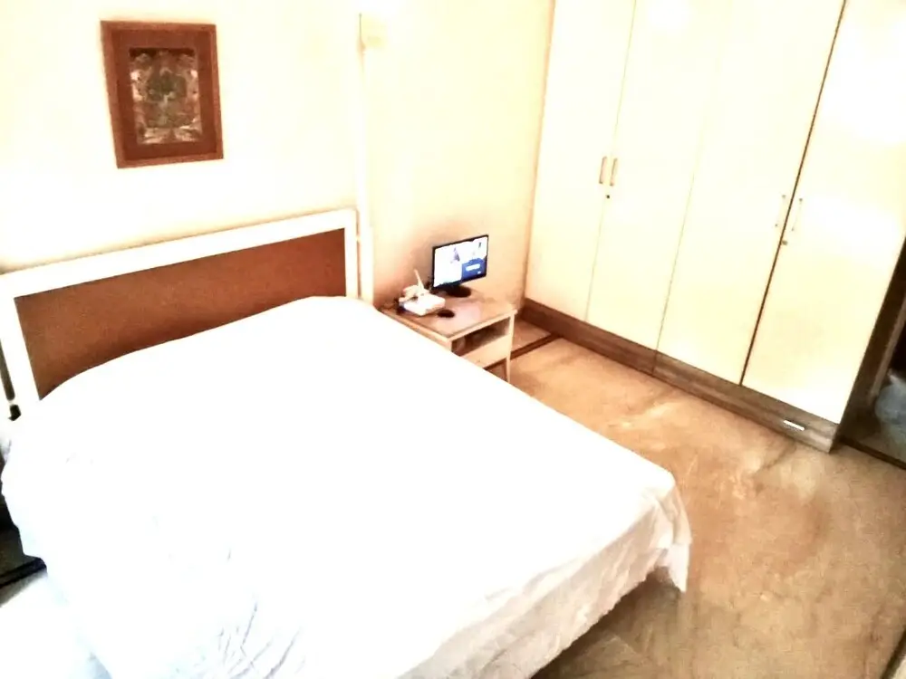 Нью-Дели: Captivating 2-bed Apartment in New Delhi