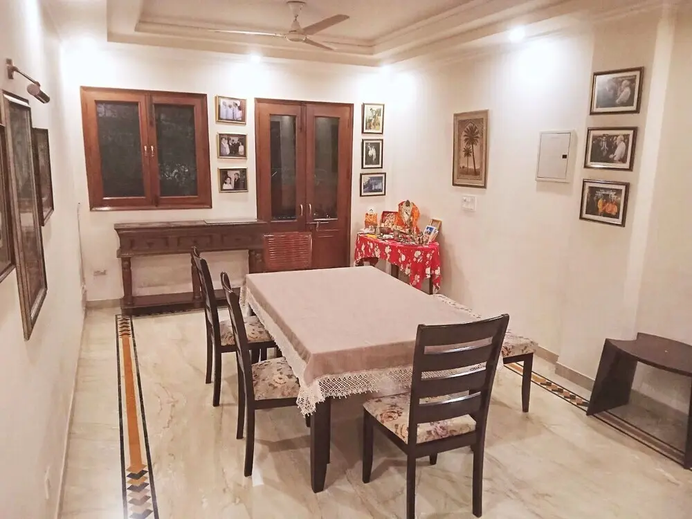 Нью-Дели: Captivating 2-bed Apartment in New Delhi