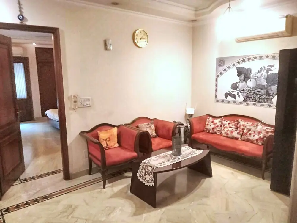 Нью-Дели: Captivating 2-bed Apartment in New Delhi