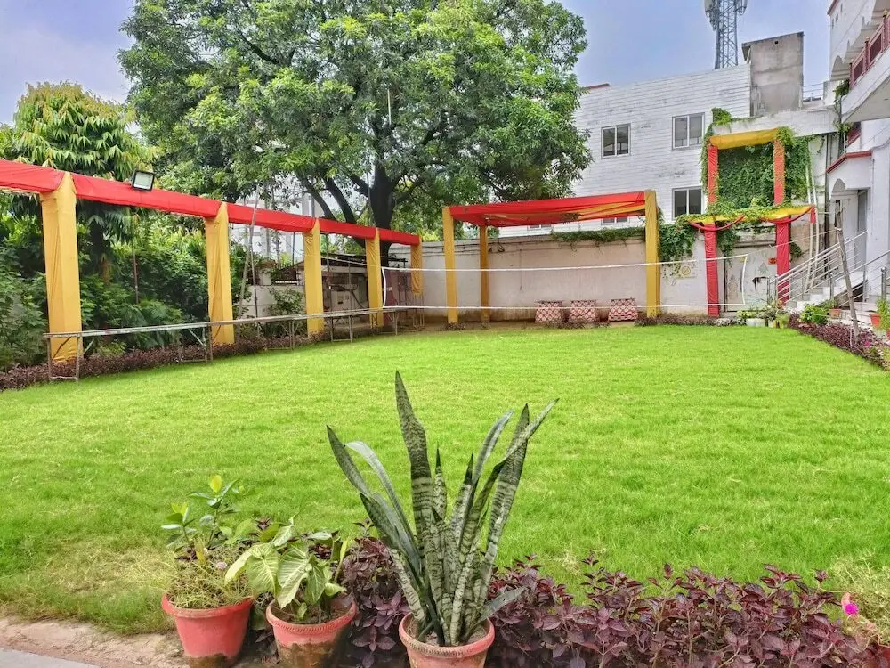 Лакхнау: JC Guest House