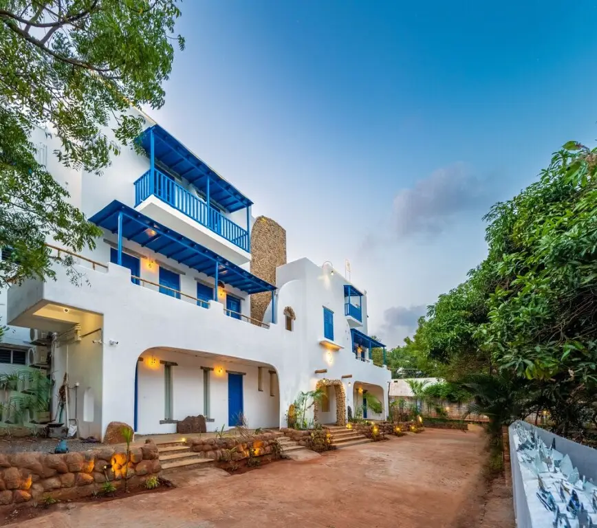 Conch Resort-Luxury Private Pool Suites — фото 1