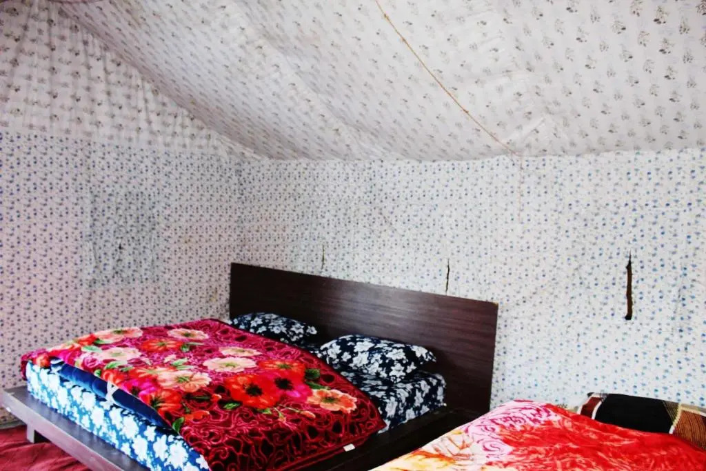 Чамоли: Chopta Mount Holiday Camp & Resort