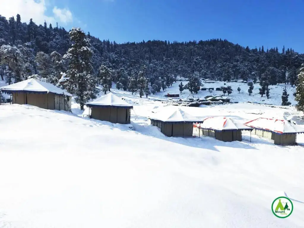 Чамоли: Chopta Mount Holiday Camp & Resort