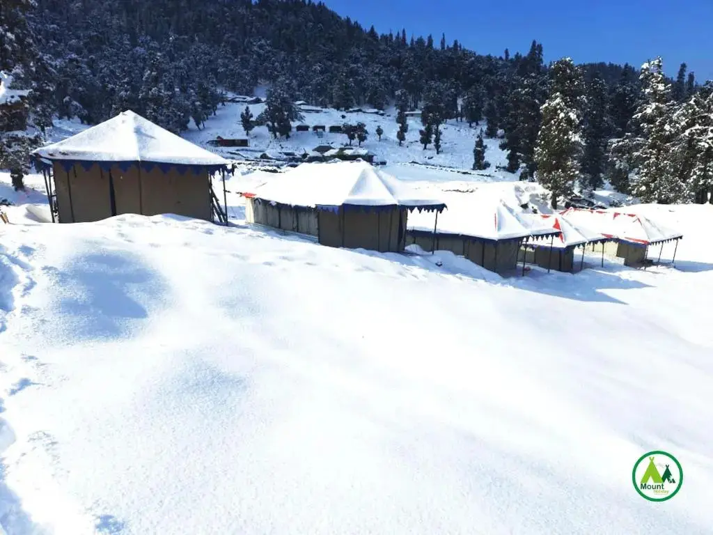Чамоли: Chopta Mount Holiday Camp & Resort