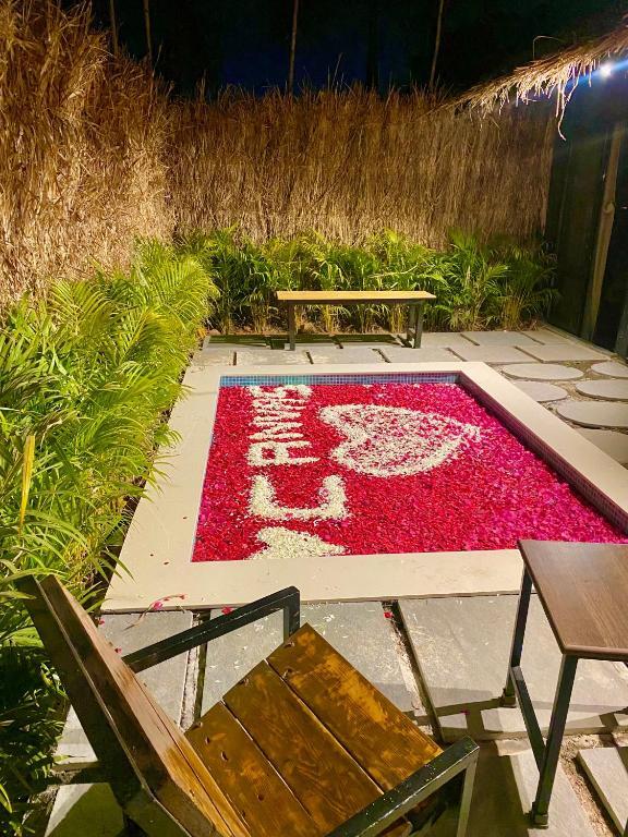 Хандала: GLASS HOUSE with private pool in Lonavla