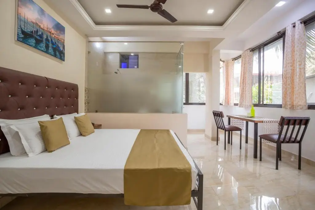 Калангут: 14 Door Home Stay