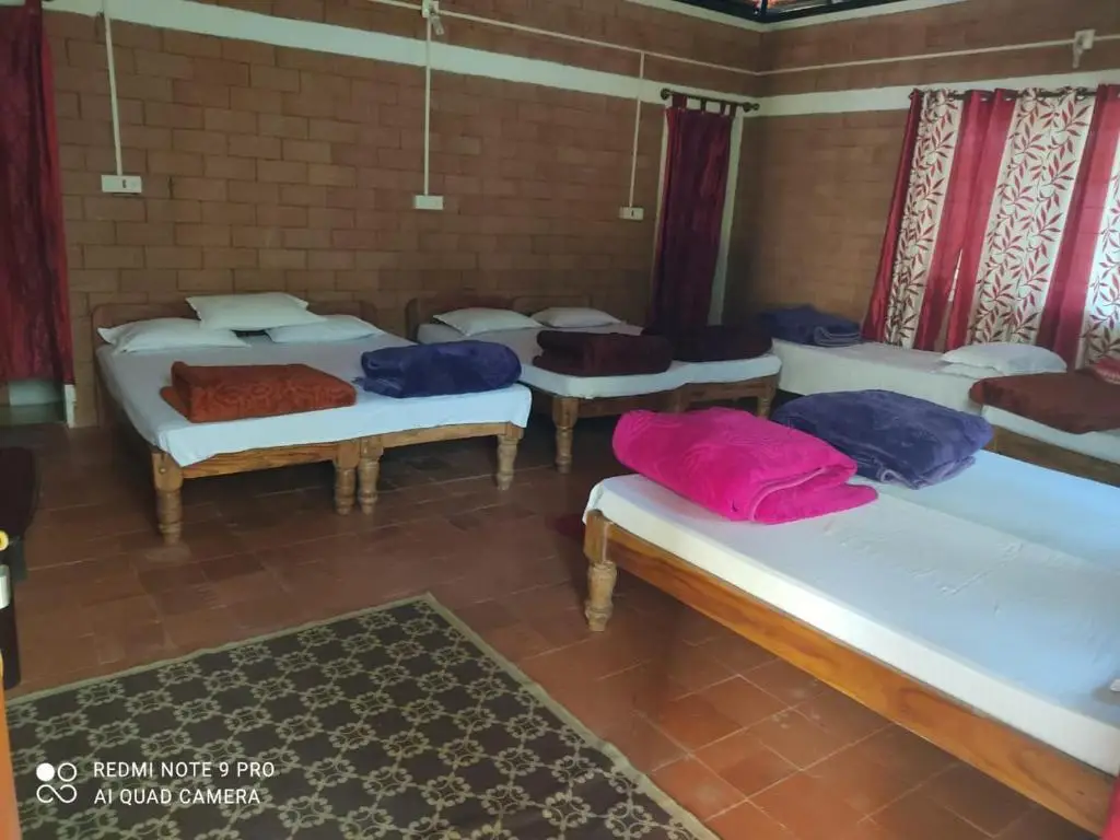 Кушалнагар: Coorg,The way side cottages