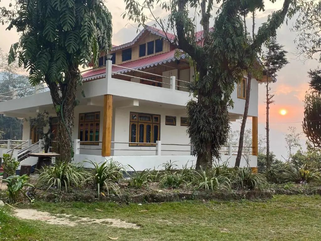 Наябазар: Bloomfield Farmhouse and Eco-Resort