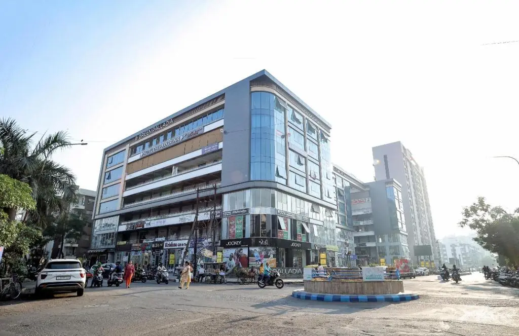 HOTEL THE PARKER INN By KBNT GROUP — фото 1