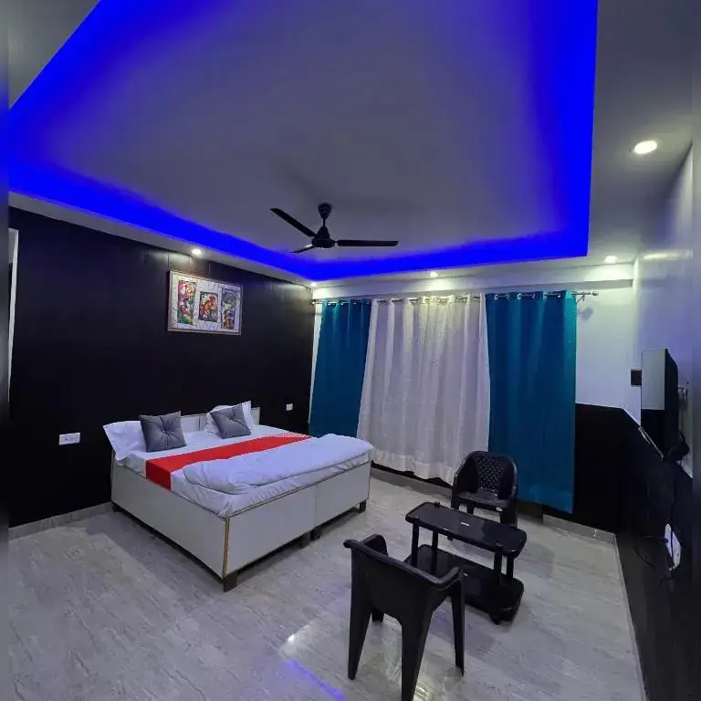 Фаридабад: Oyo Hotel 80622h Happy Town House