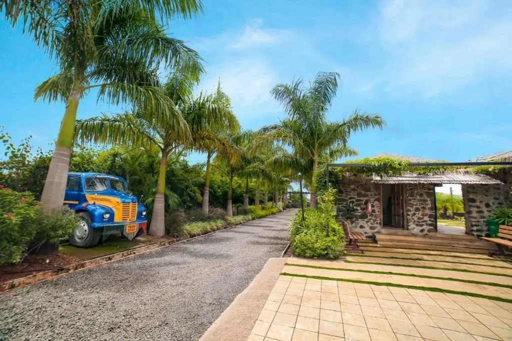 Castle Vintage VillageHouse 6BHK — фото 1