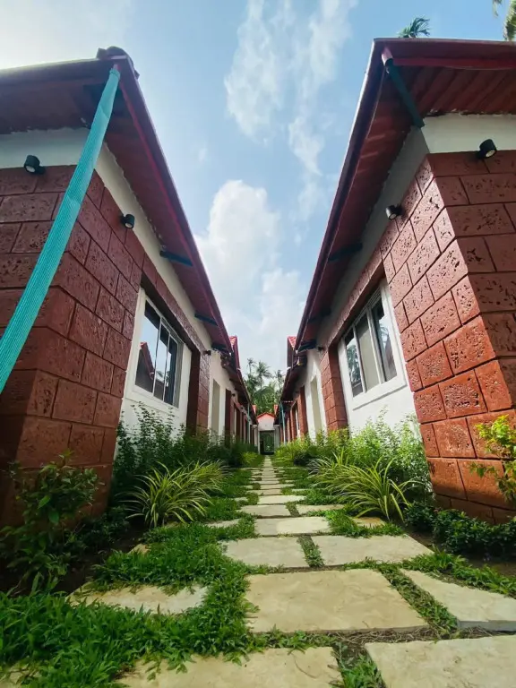 Киим: Ilif 2702 Butterfly Resort & Farms