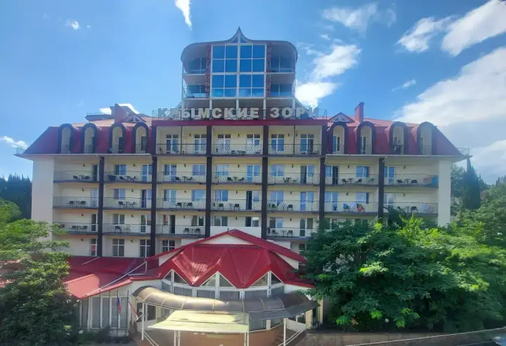 Алушта: Пансионат Крымские зори