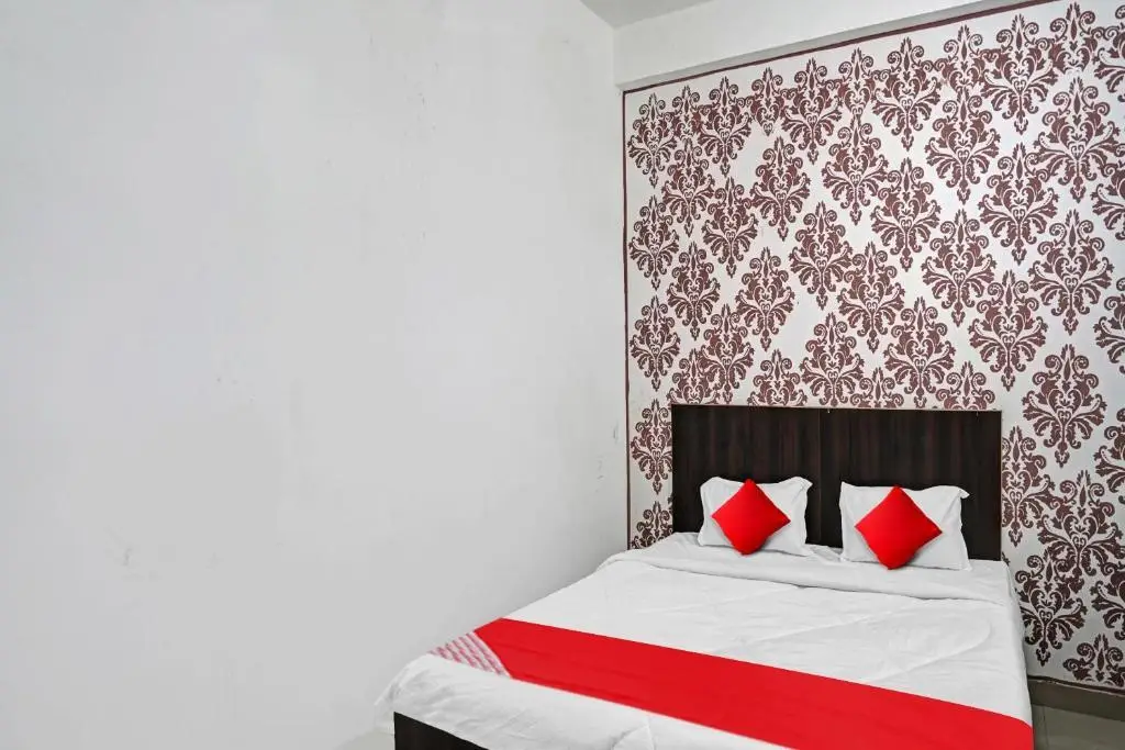 Большая Нойда: OYO Flagship 80674 Hotel Kridha Expo Stay