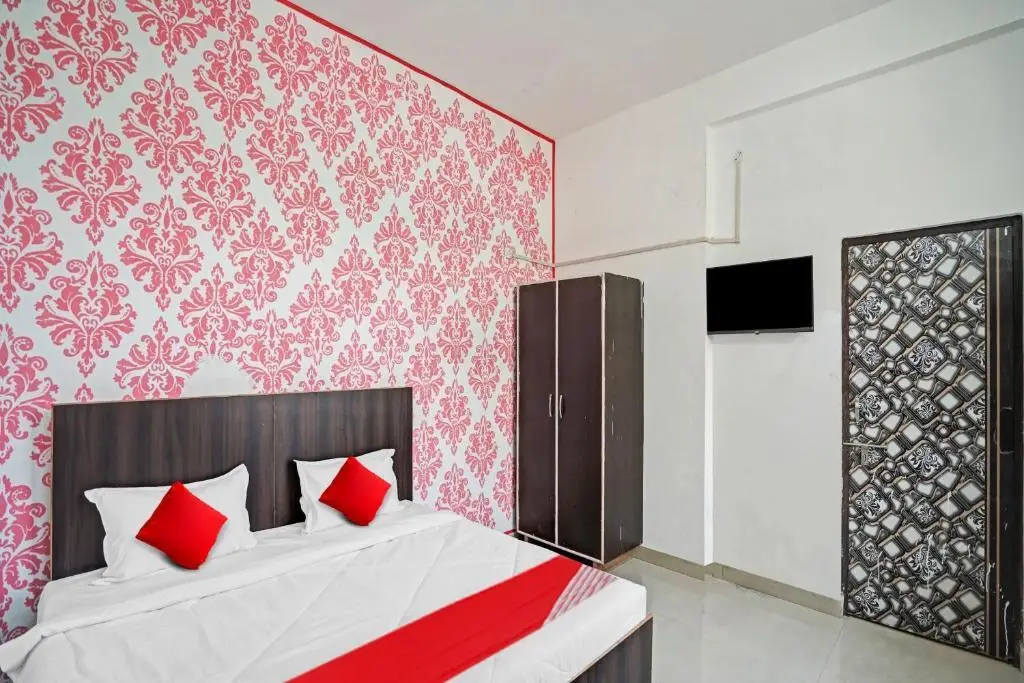 Большая Нойда: OYO Flagship 80674 Hotel Kridha Expo Stay