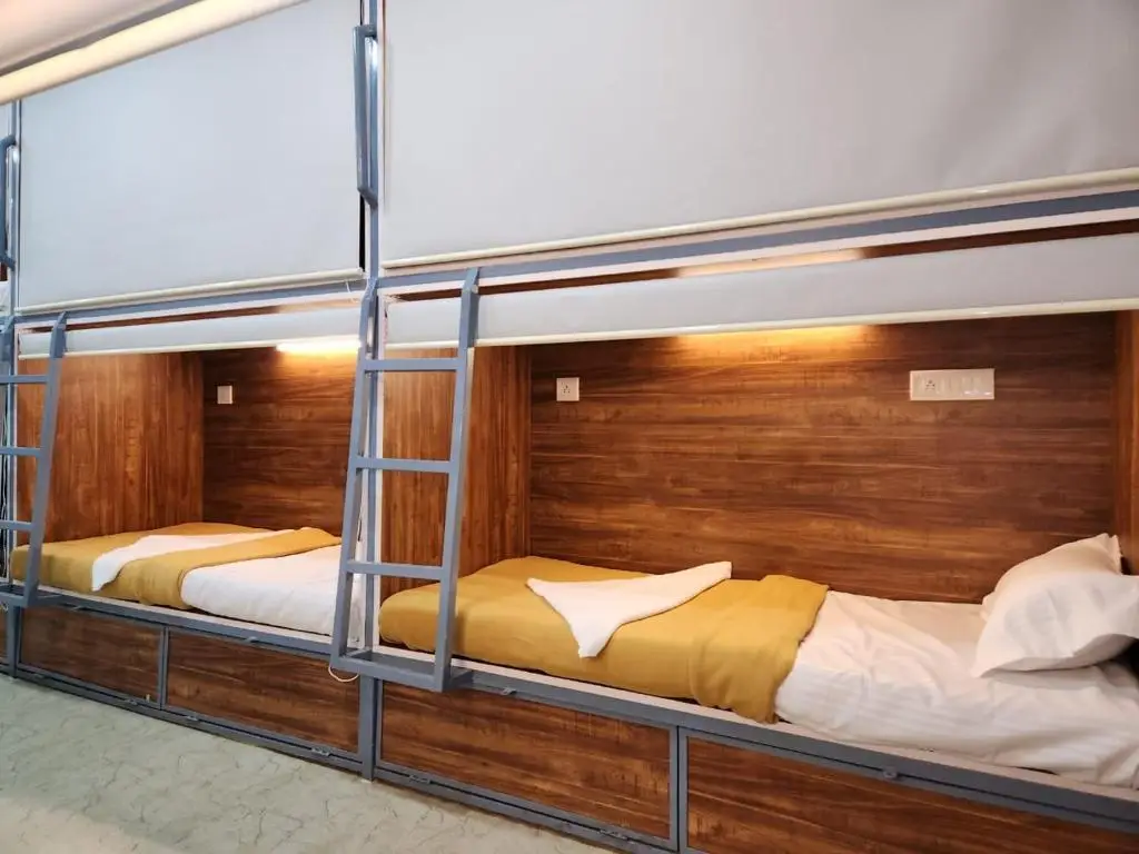 Нави-Мумбай: Sahil Ac Dormitory