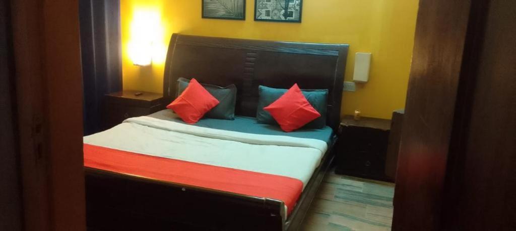 Бхубанешвар: Sr Guest House