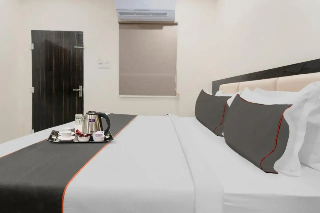 Джайпур: Collection O 37742 Hotel Golden Leaf