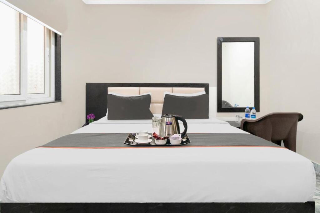 Джайпур: Collection O 37742 Hotel Golden Leaf
