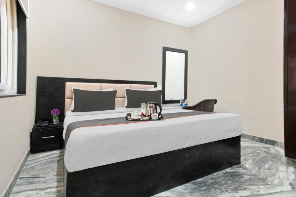 Джайпур: Collection O 37742 Hotel Golden Leaf