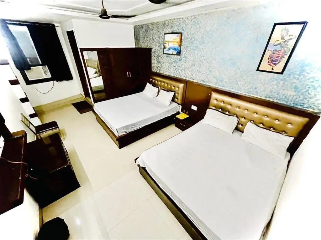 Агра: Blossom Rooms The Family Hotel, 500 Mtr From Tajmahal