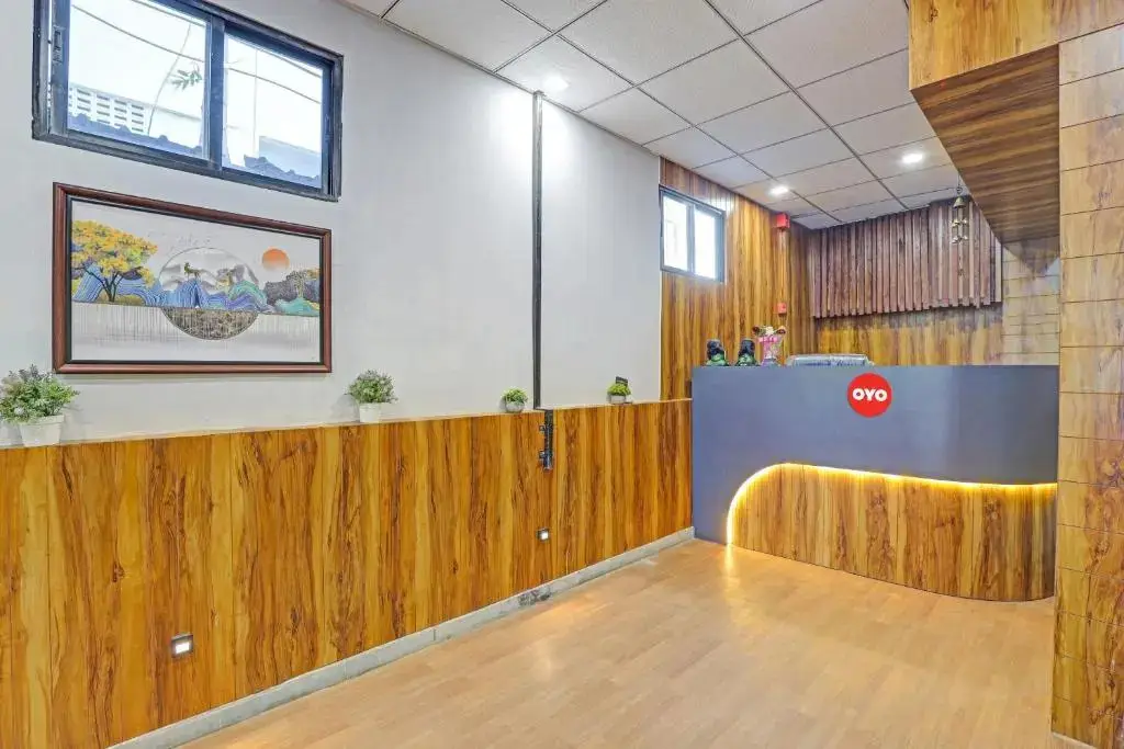 Сурат: Oyo Flagship 807009 Hotel Dumas Rooms & Restaurant