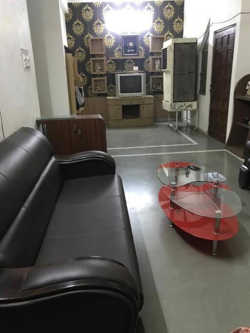 Бхопал: Beautiful Holiday Apartment