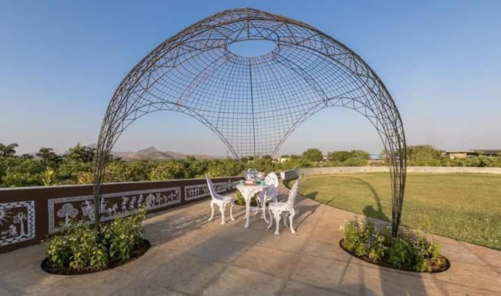 Нашик: Hidden Heaven 4 Bhk