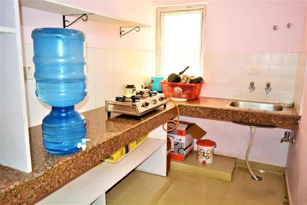 Варанаси: Pretty Garden View, 3BHK Furnished Flat near Kashi Vishwanath Temple