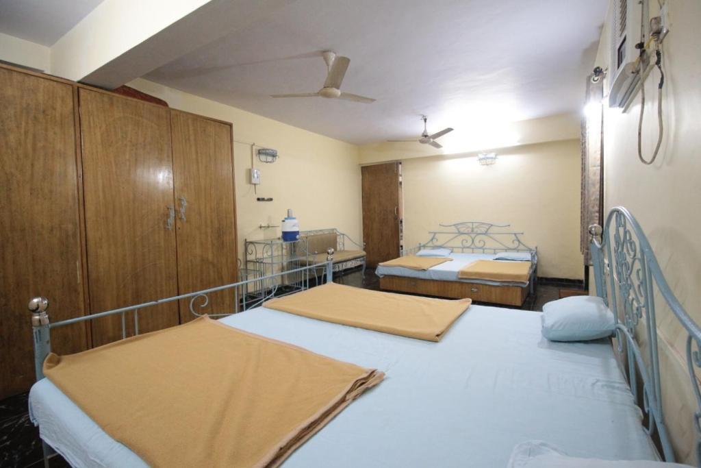 Матеран: Bungalow resort panorama matheran