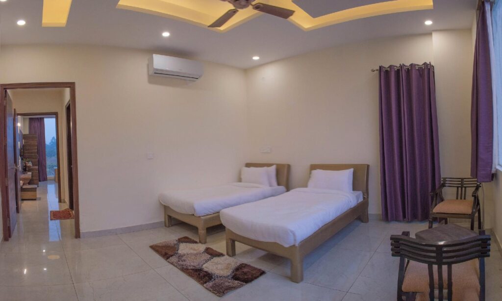 Наинитал: The Darien Resort