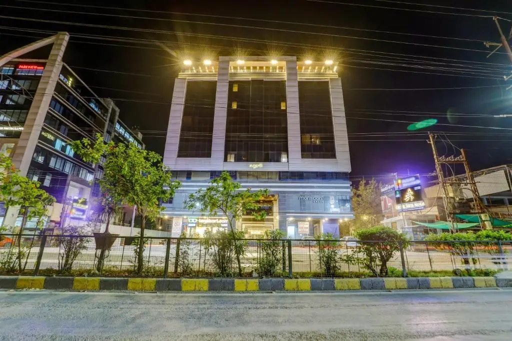 Hotel Shree Nanda — фото 1