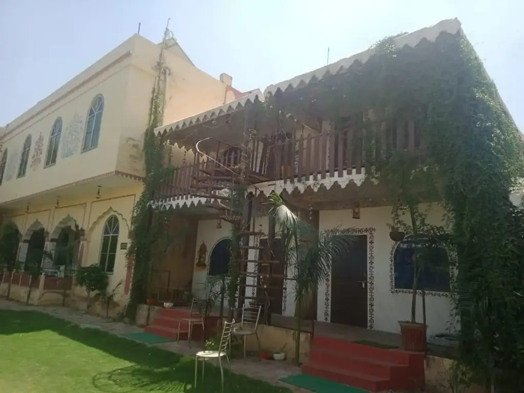 The Rajgarh Palace — фото 1