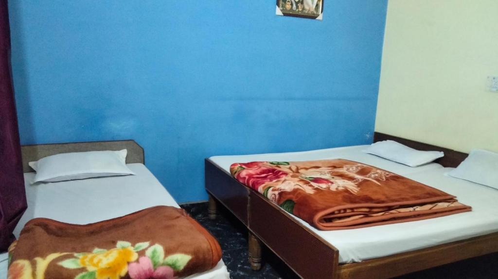 Уттаркаши: Ganga darshan guest house Gangotri road Uttarkashi