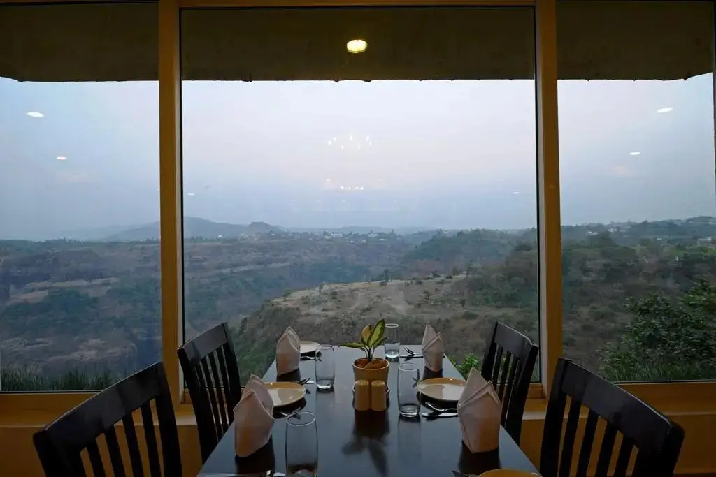 Хандала: Hotel Duke's Resort