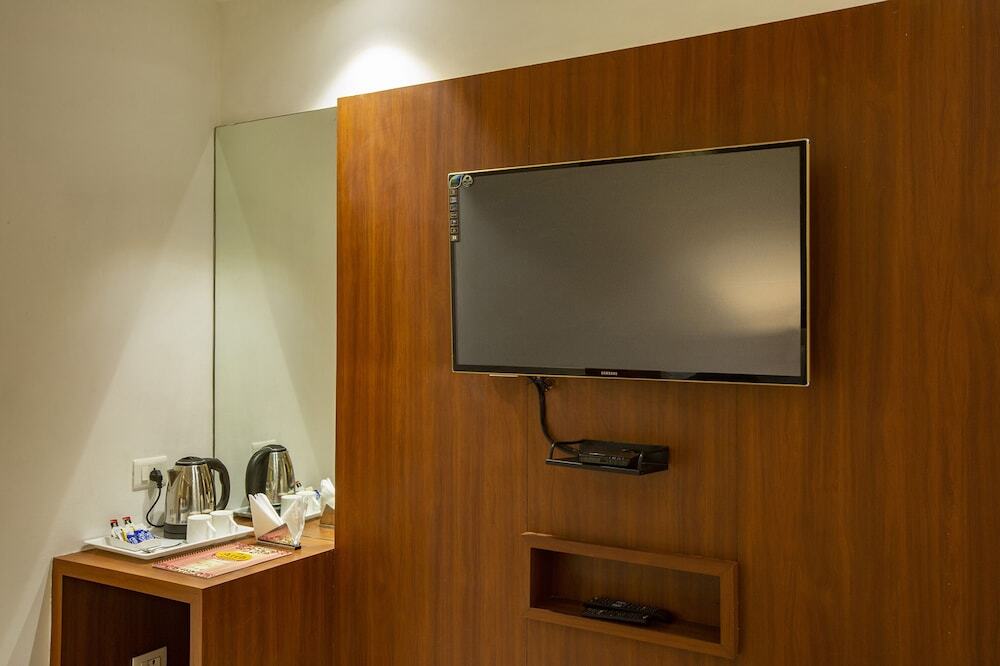 Нью-Дели: Fabhotel Skye Suites
