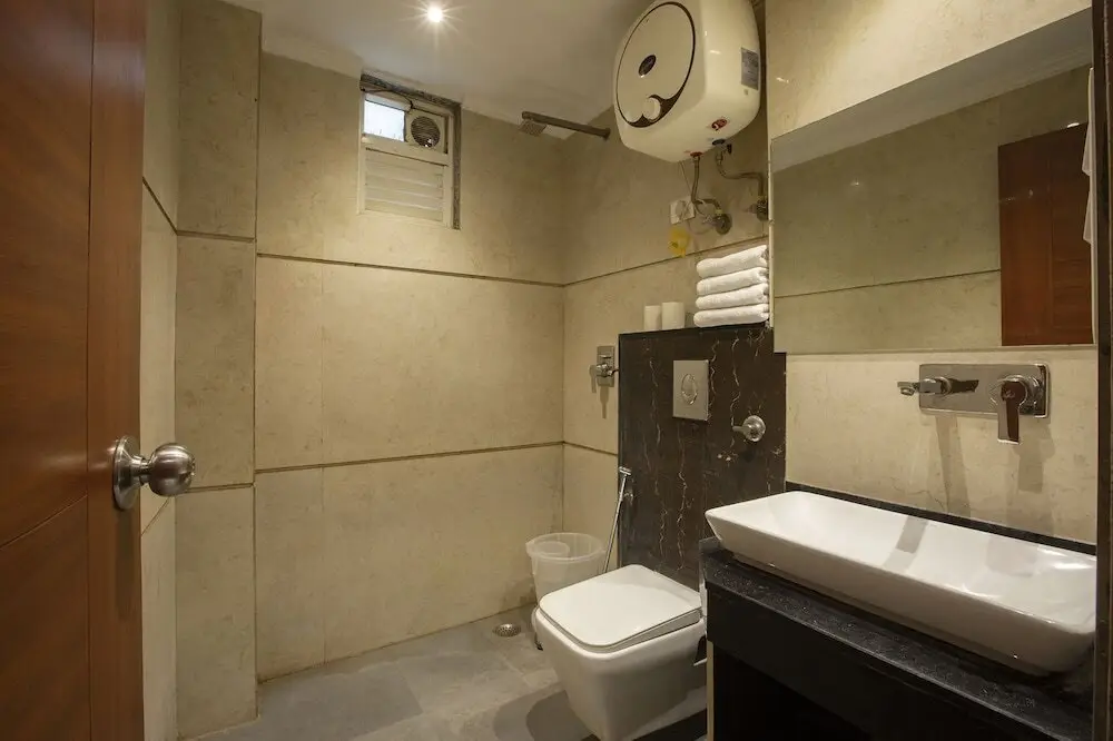 Нью-Дели: Fabhotel Skye Suites