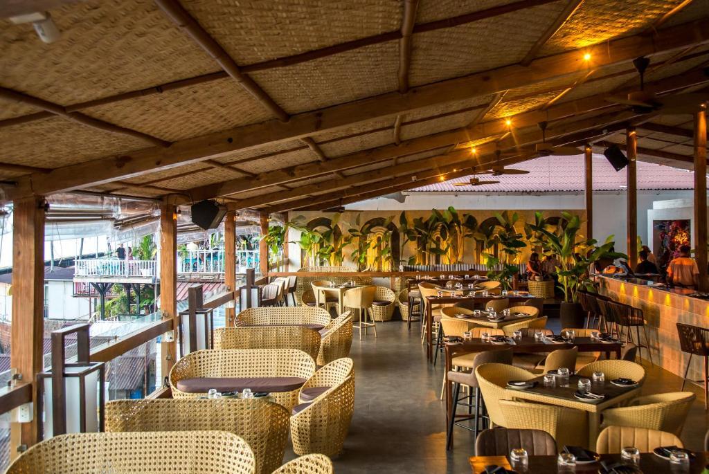 Вагатор: Stone Wood Beach Resort & SPA