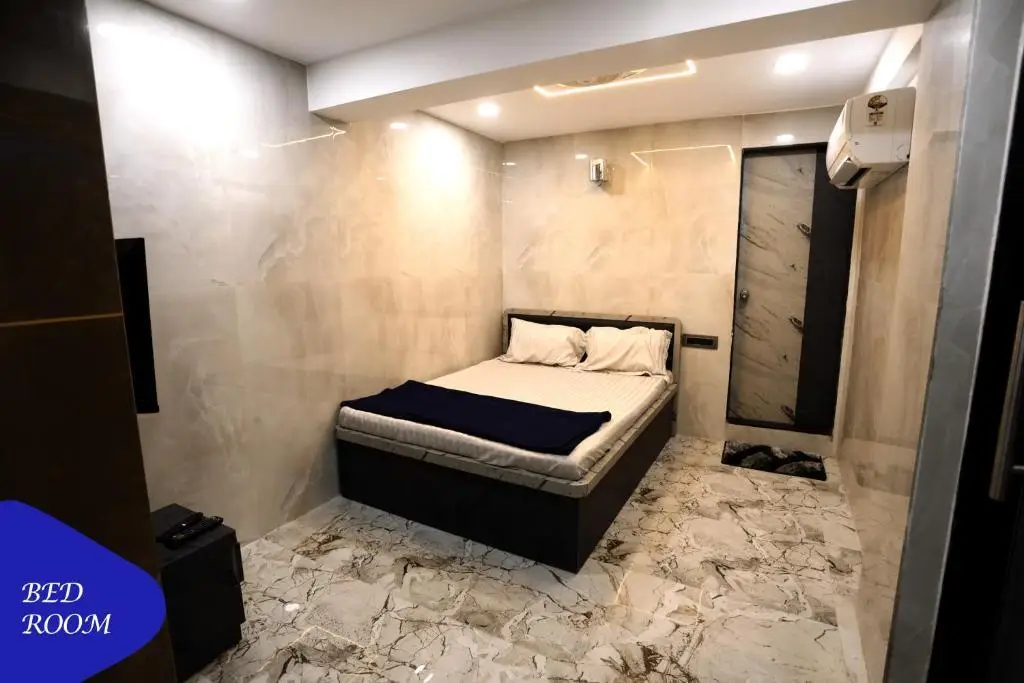 Лонавала: Royal Twin - 12BHK Luxury Villa by Royal Villa's Lonavla