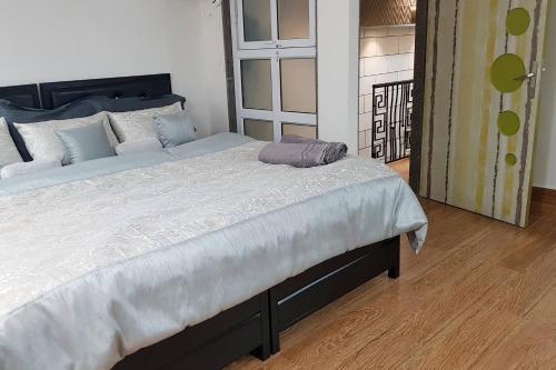Мумбаи: OSI Service Apartments