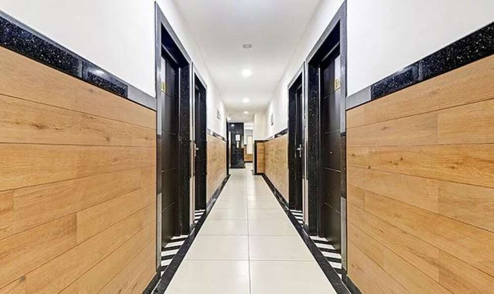 Коччи: FabHotel Stratford