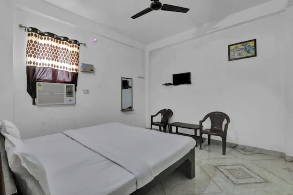 Варанаси: Goroomgo Shiv Ganga Guest House varanasi