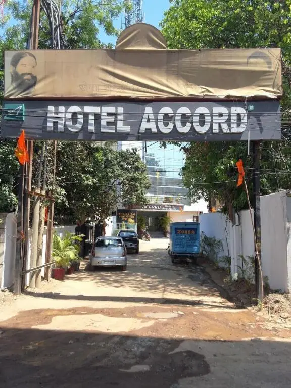 Hotel Accord — фото 1