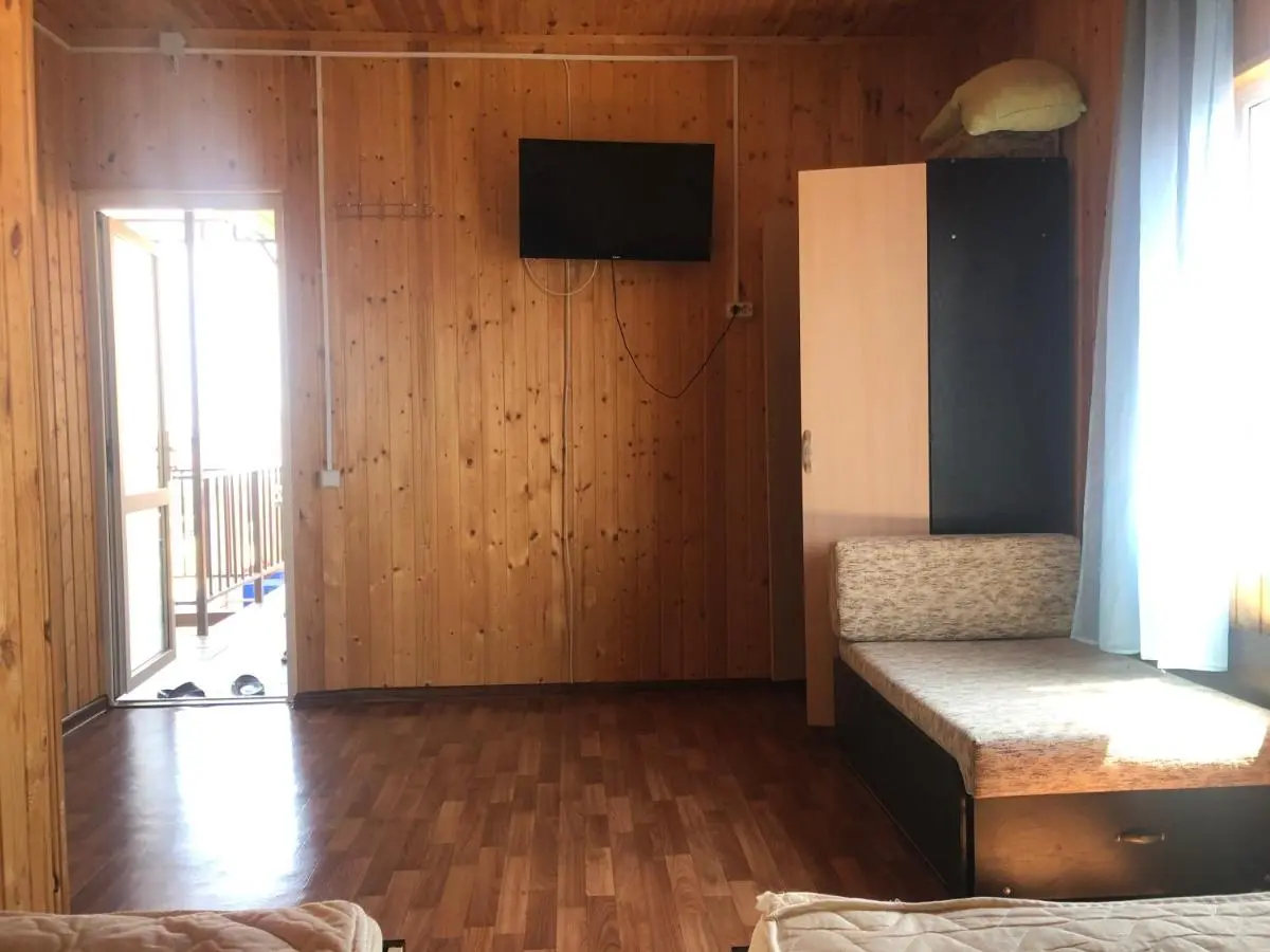 Голубицкая: Guesthouse Tatyana