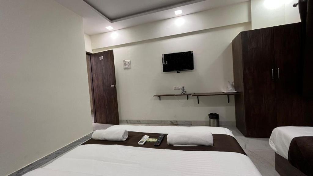 Мумбаи: Hotel Plaza Rooms - Prabhadevi Dadar