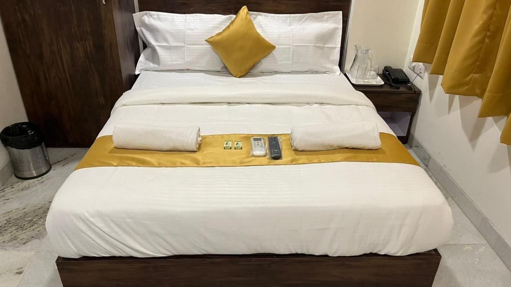 Мумбаи: Hotel Plaza Rooms - Prabhadevi Dadar
