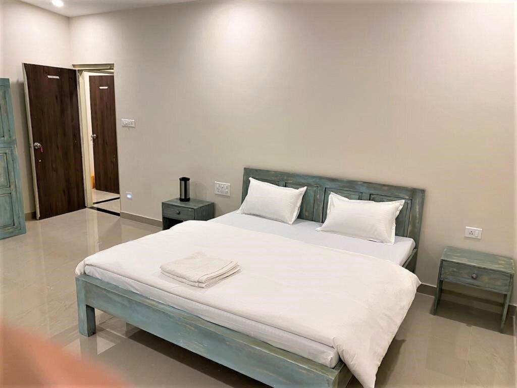 SHIKHAR BUNGLOW - A Stunning Valley View Bungalow in Mount Abu — фото 1